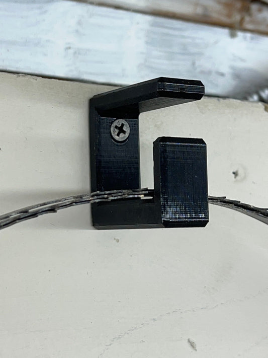 Wall-Mounted 3D Printed Bandsaw Blade Hook for Safe Space-Saving Blade Storage
