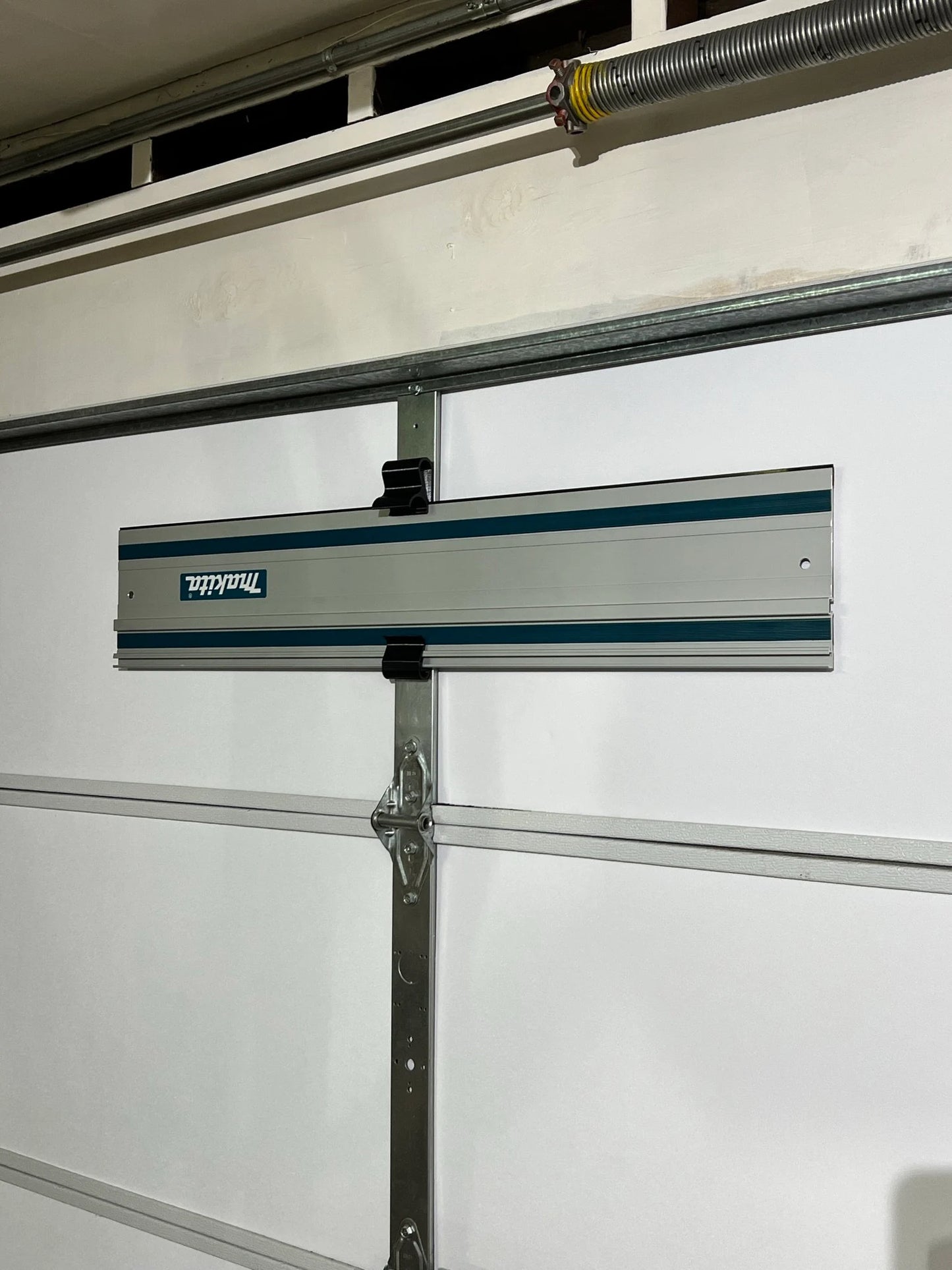 Universal Track Saw Rail Holders Guide Rail Mounts - Quick and Secure Mounting Festool, Makita, Milwaukee, Powertec, Kreg, Wen, & More