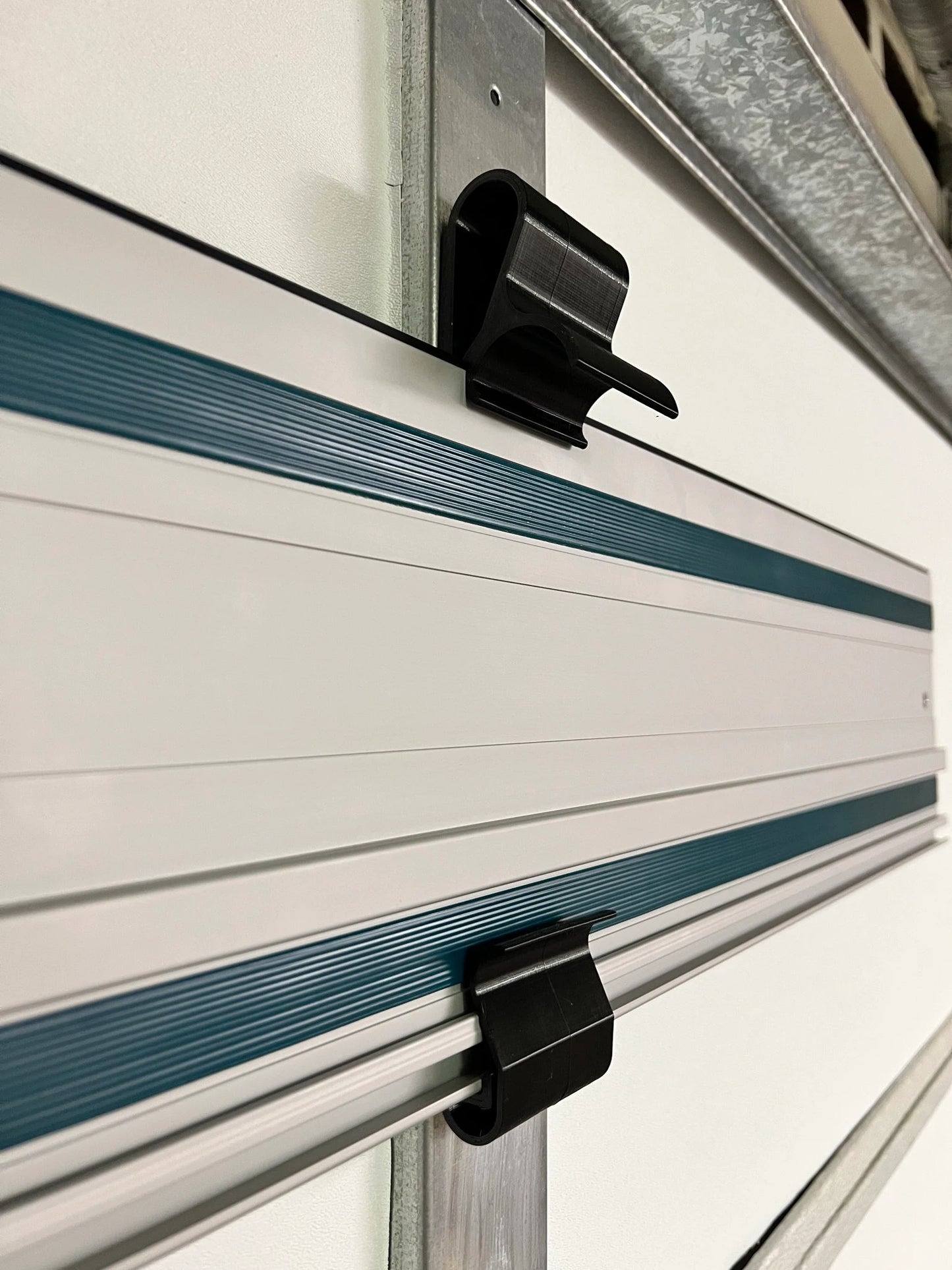 Universal Track Saw Rail Holders Guide Rail Mounts - Quick and Secure Mounting Makita, Festool, Milwaukee, Powertec, Kreg, Wen, & More